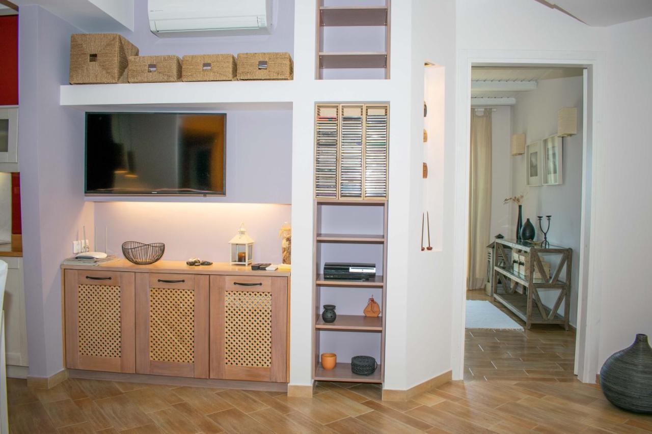 Aloe Meli Apartment Kalamata Bagian luar foto