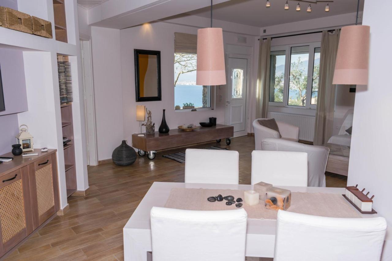 Aloe Meli Apartment Kalamata Bagian luar foto