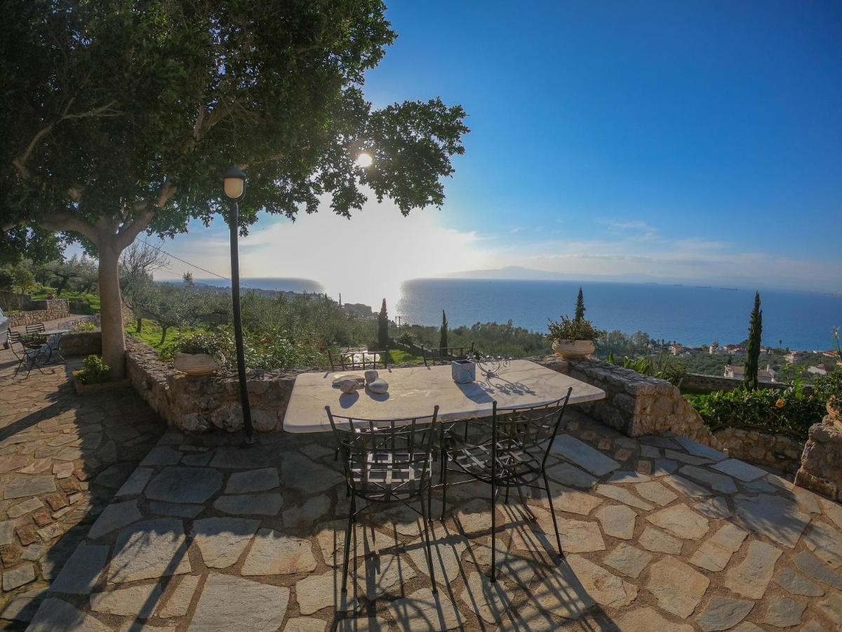 Aloe Meli Apartment Kalamata Bagian luar foto